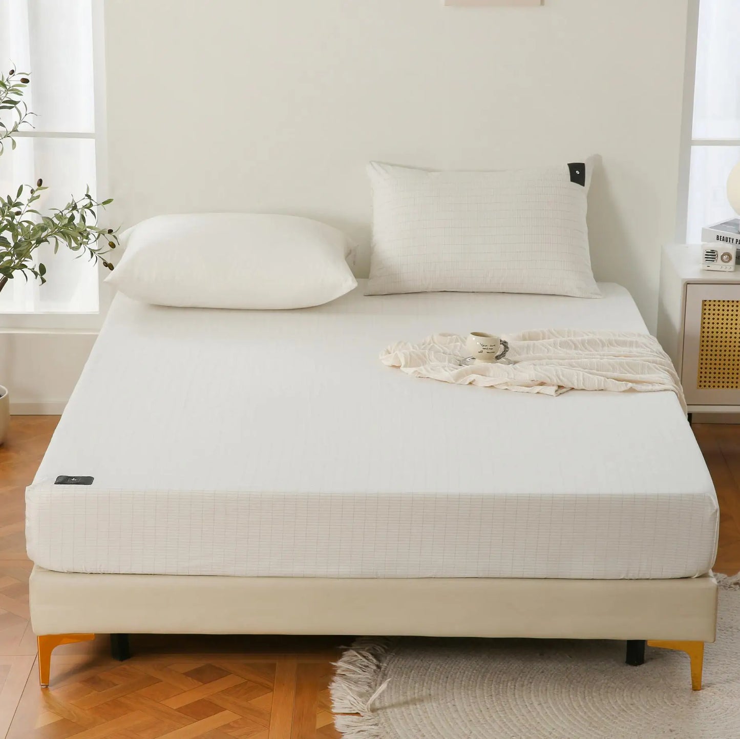 DreamGround Silver Bed Sheet